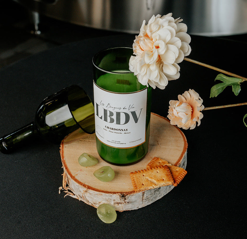 Bougie Chardonnay LBDV – Format verre classique fond noir